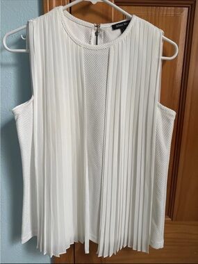Athena Marie Sleeveless White Pleated Front Blouse